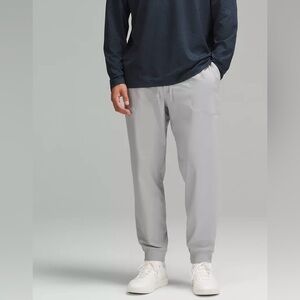 Lululemon Men’s ABC Joggers Pants Gray Casual Stretch  Streetwear Size Medium
